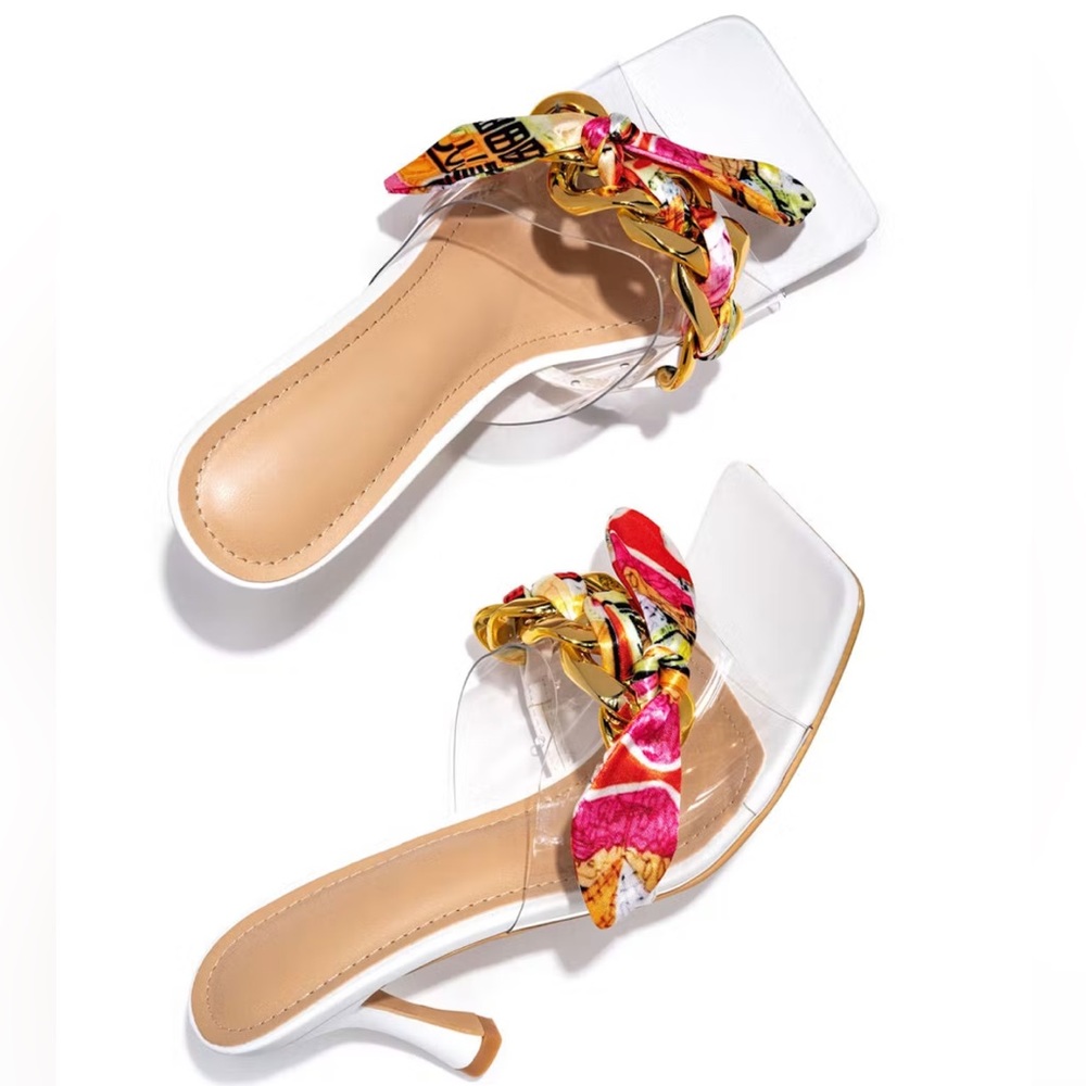 SCARF CHAIN HEELED SANDAL